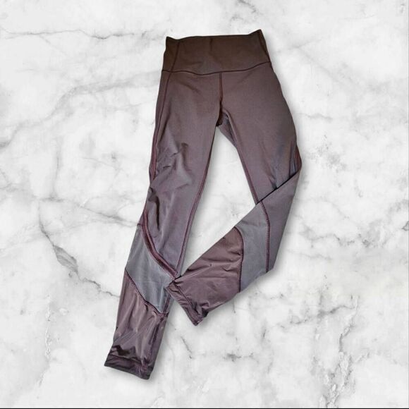 Lululemon Size 4 Purple Mesh 25" - Picture 1 of 2